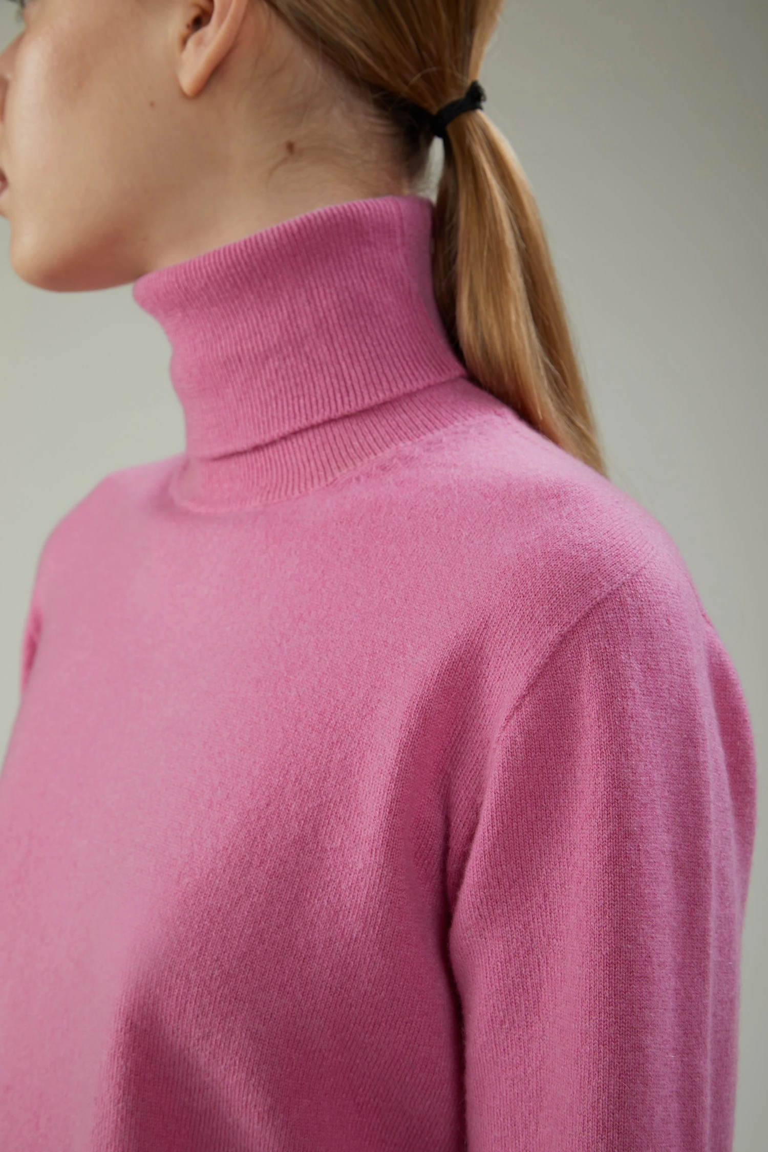Maglia Dolcevita in lana e cashmere - immagine 3