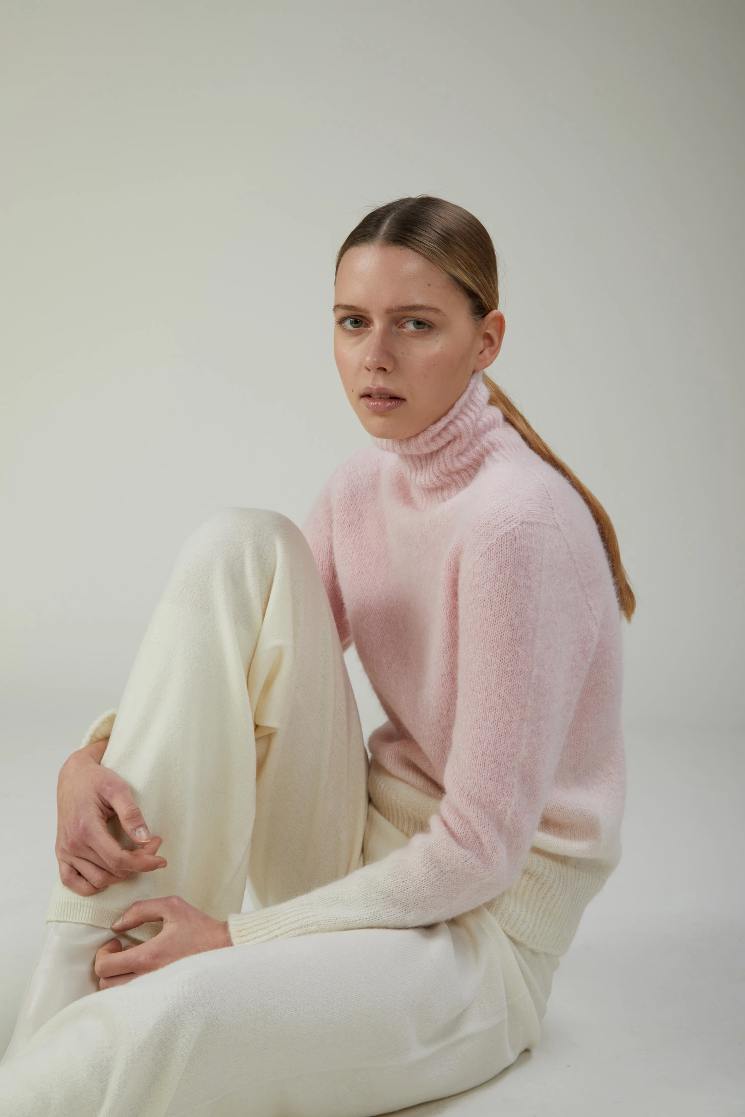 Maglia dolcevita in alpaca dégradé - immagine 1